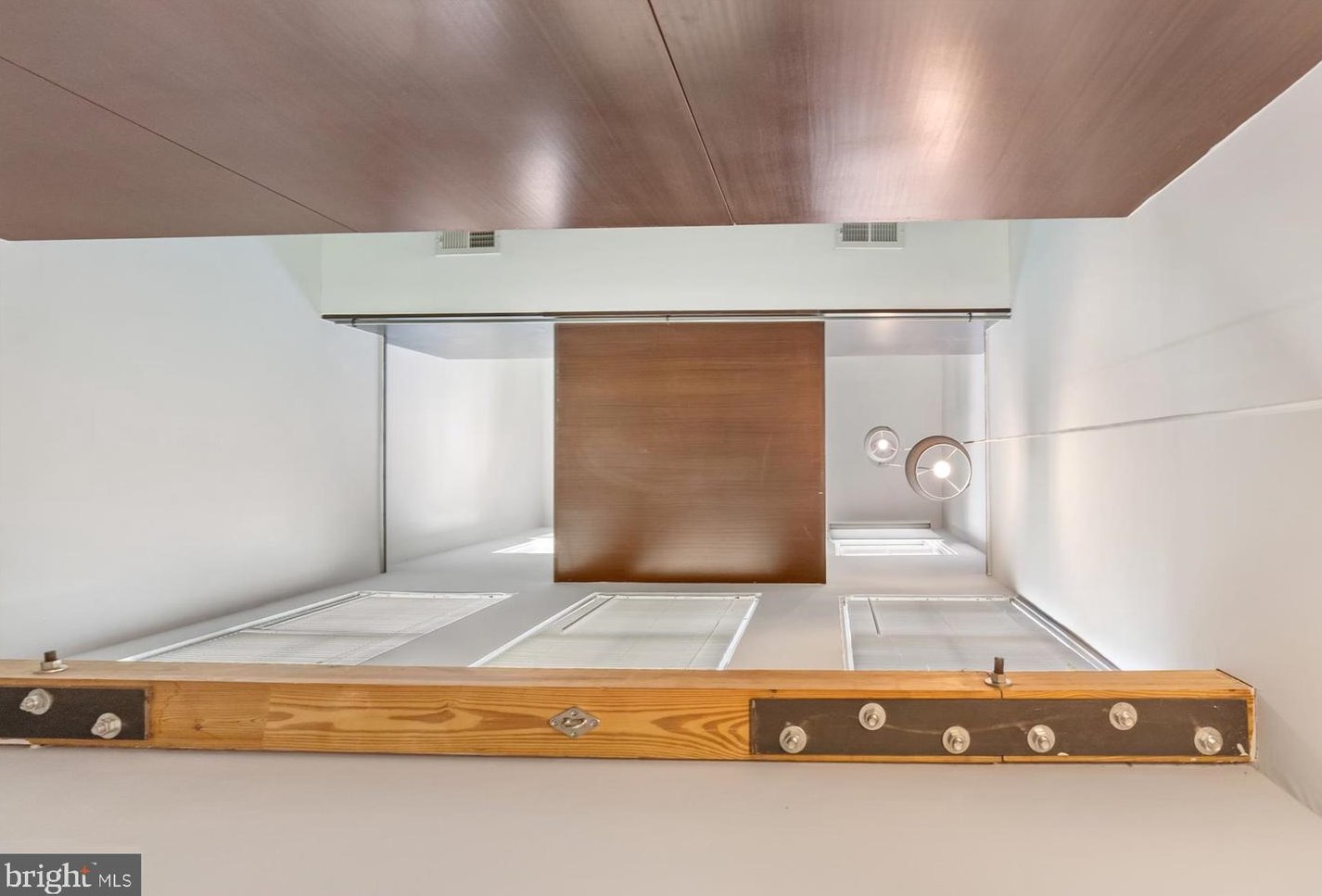 505 Milton Ave, Baltimore MD  21205-2504 exterior