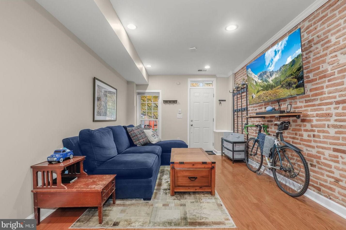 2124 Bank St, Baltimore, MD 21231-2719