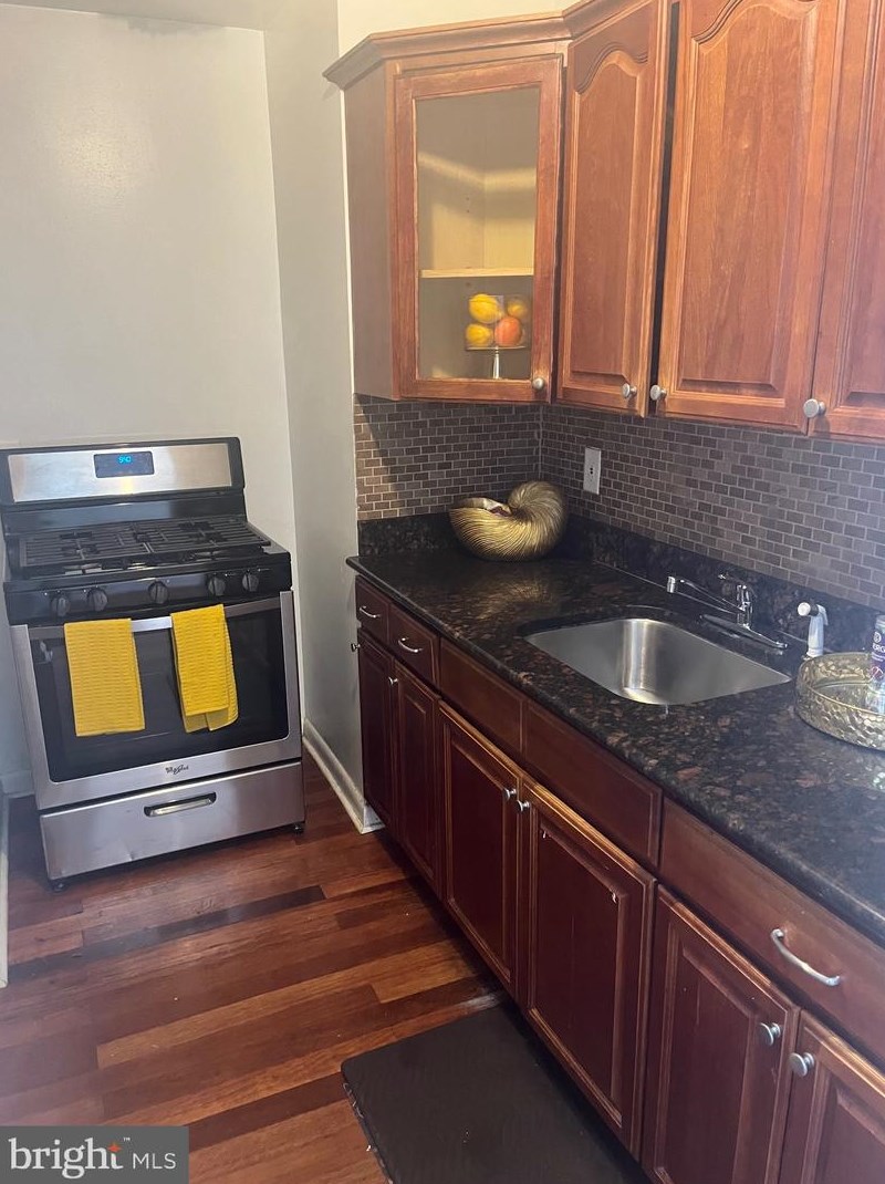 922 Lombard St, Baltimore MD 21202-4503 exterior