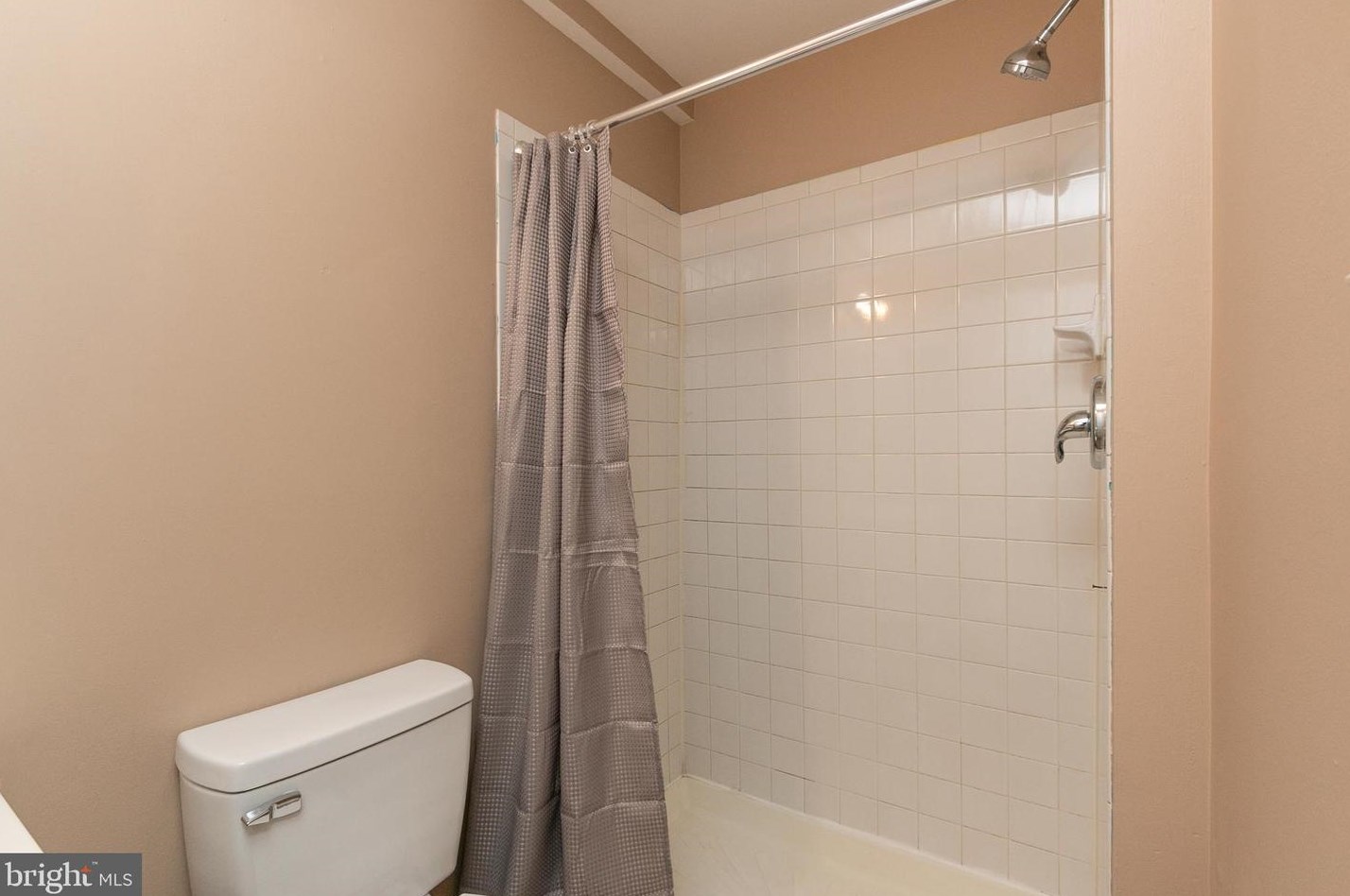 225 Woodyear St, Baltimore MD  21223-3149 exterior