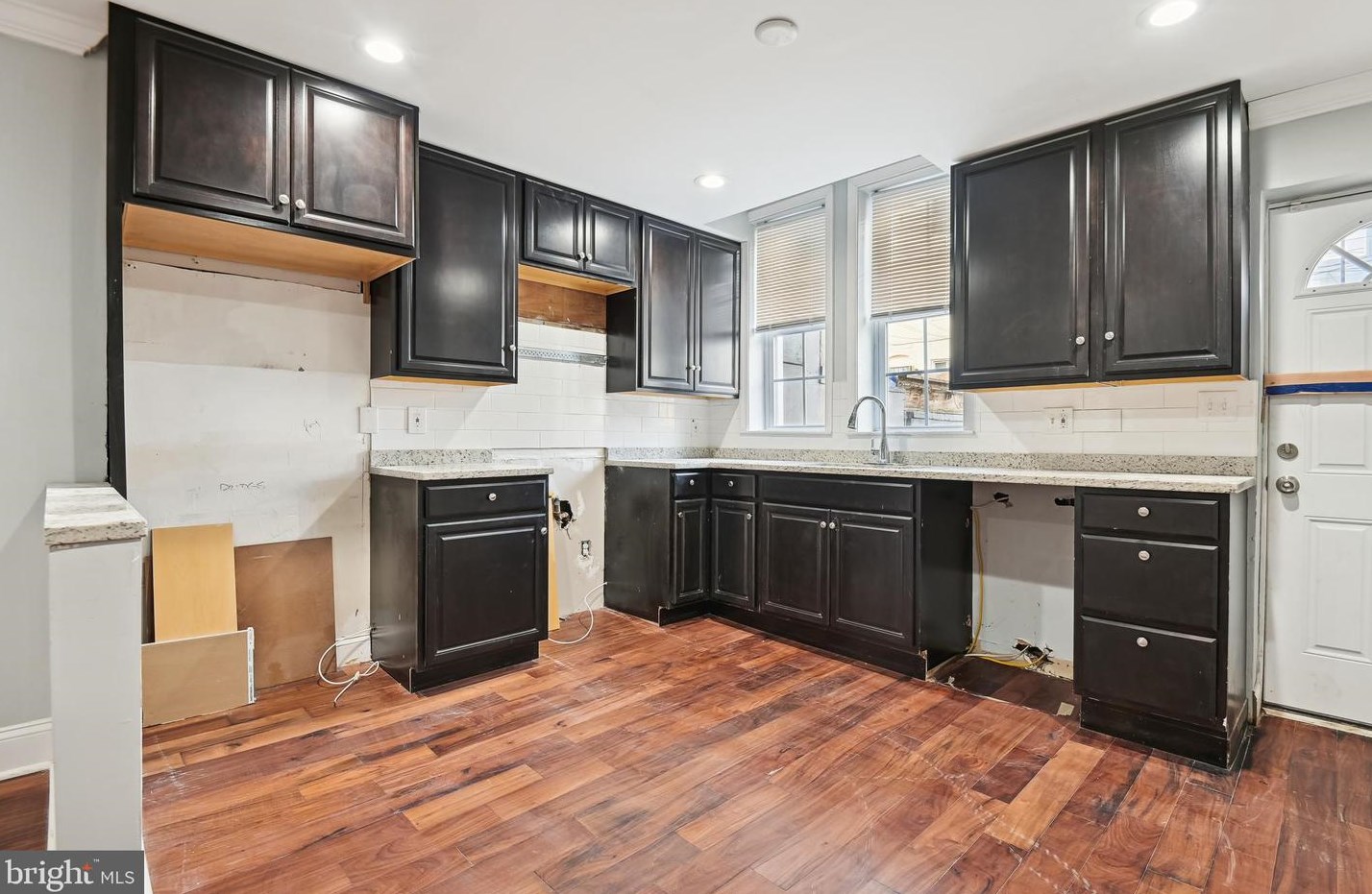 218 Luzerne Ave, Baltimore MD  21224-1114 exterior