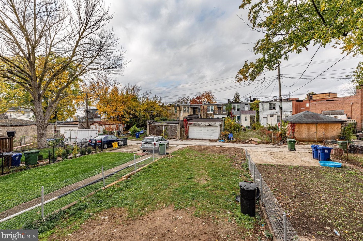3812 Norfolk Ave, Baltimore MD  21216-1237 exterior