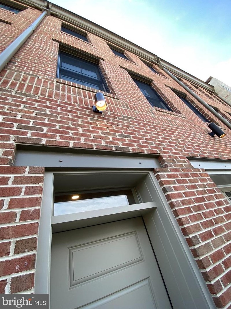 611 Chester St, Baltimore MD  21231-2302 exterior
