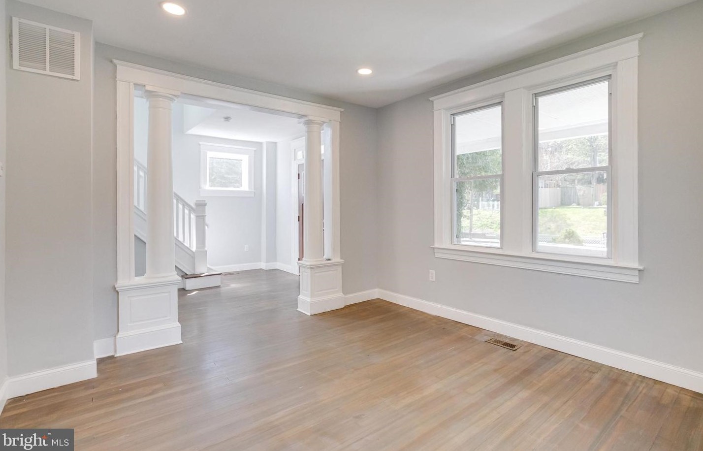 6105 Everall Ave, Baltimore MD  21206-1930 exterior