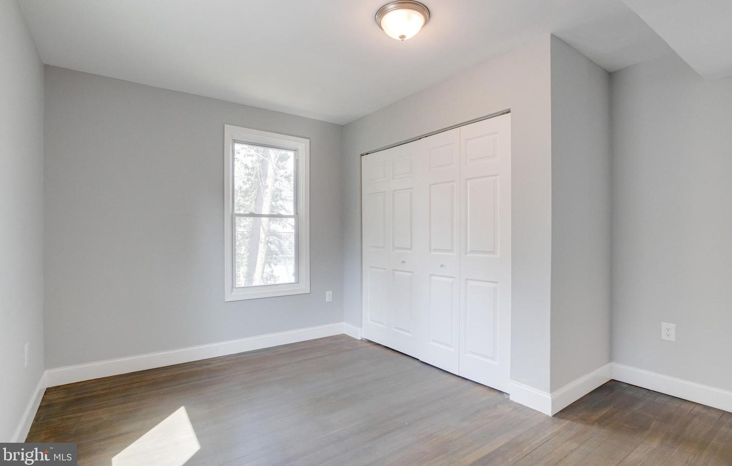 6105 Everall Ave, Baltimore MD  21206-1930 exterior