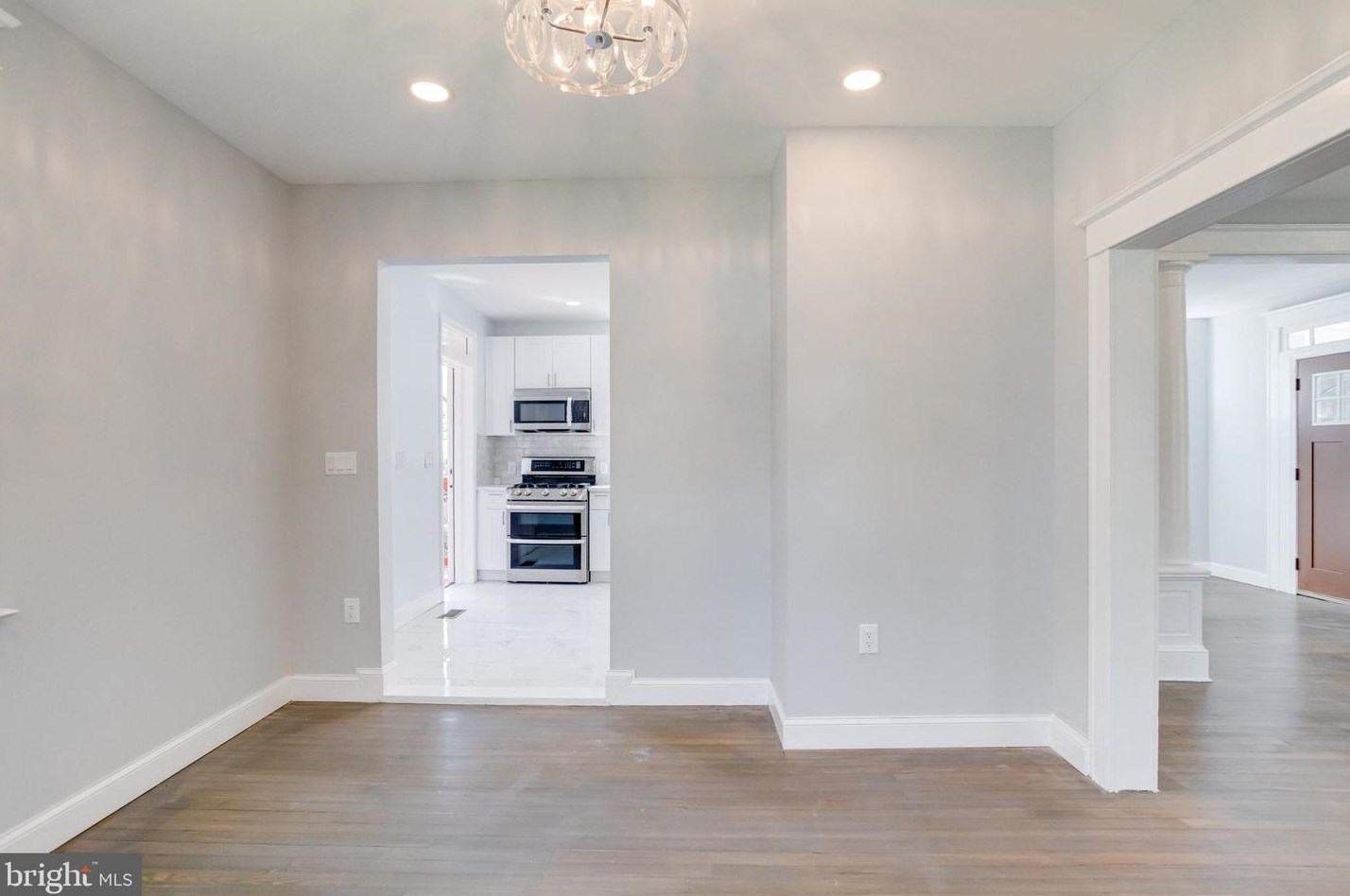 6105 Everall Ave, Baltimore MD  21206-1930 exterior