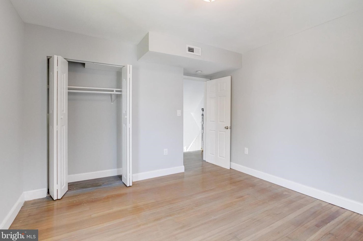 6105 Everall Ave, Baltimore MD  21206-1930 exterior