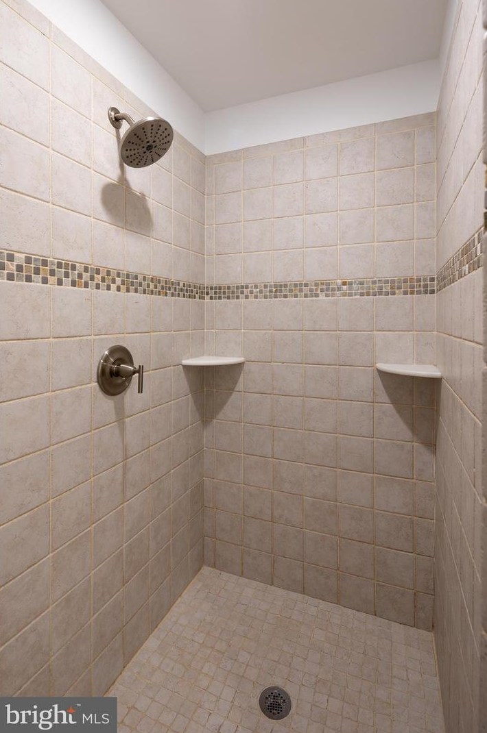 943 Baylis St, Baltimore MD  21224-5241 exterior