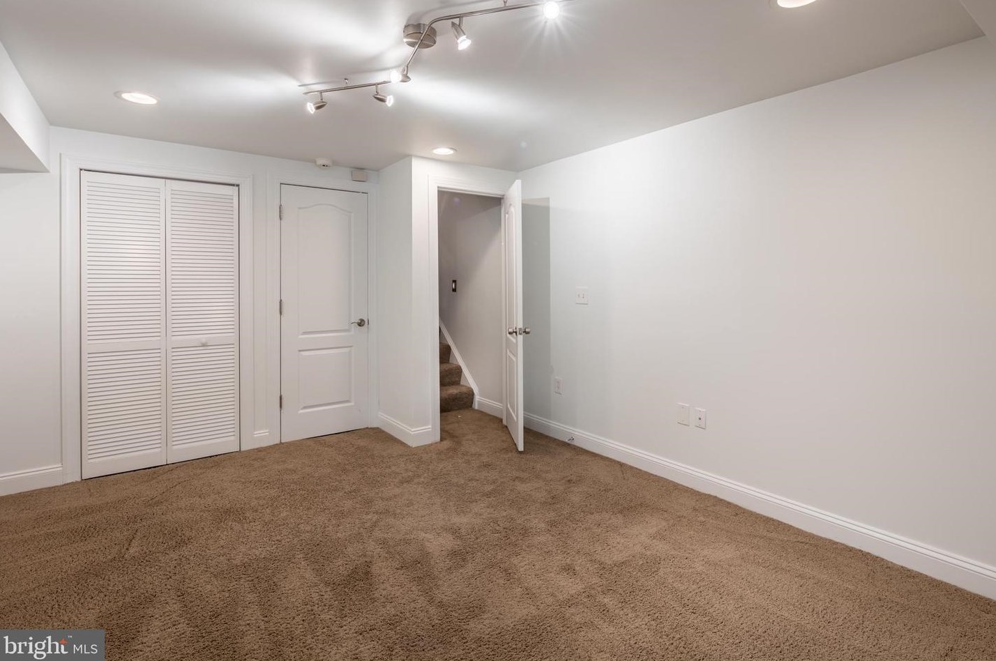 943 Baylis St, Baltimore MD  21224-5241 exterior