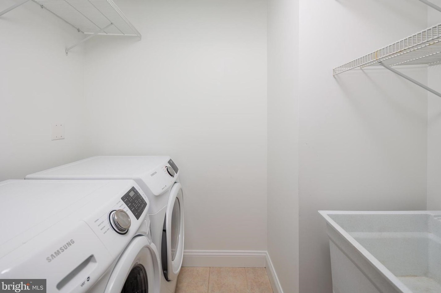 943 Baylis St, Baltimore MD  21224-5241 exterior