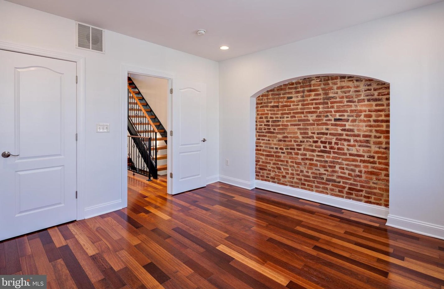 943 Baylis St, Baltimore MD  21224-5241 exterior