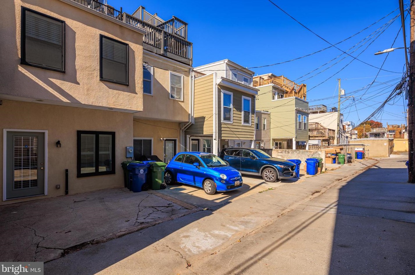 943 Baylis St, Baltimore MD  21224-5241 exterior