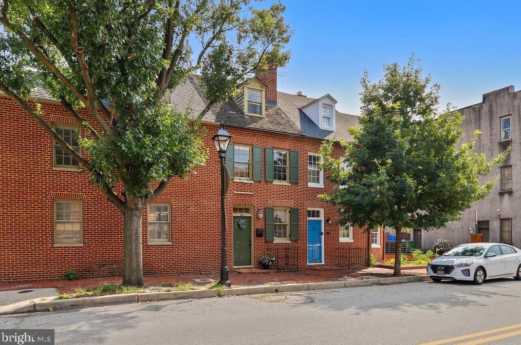 501 Sharp St, Baltimore, MD 21201-2430