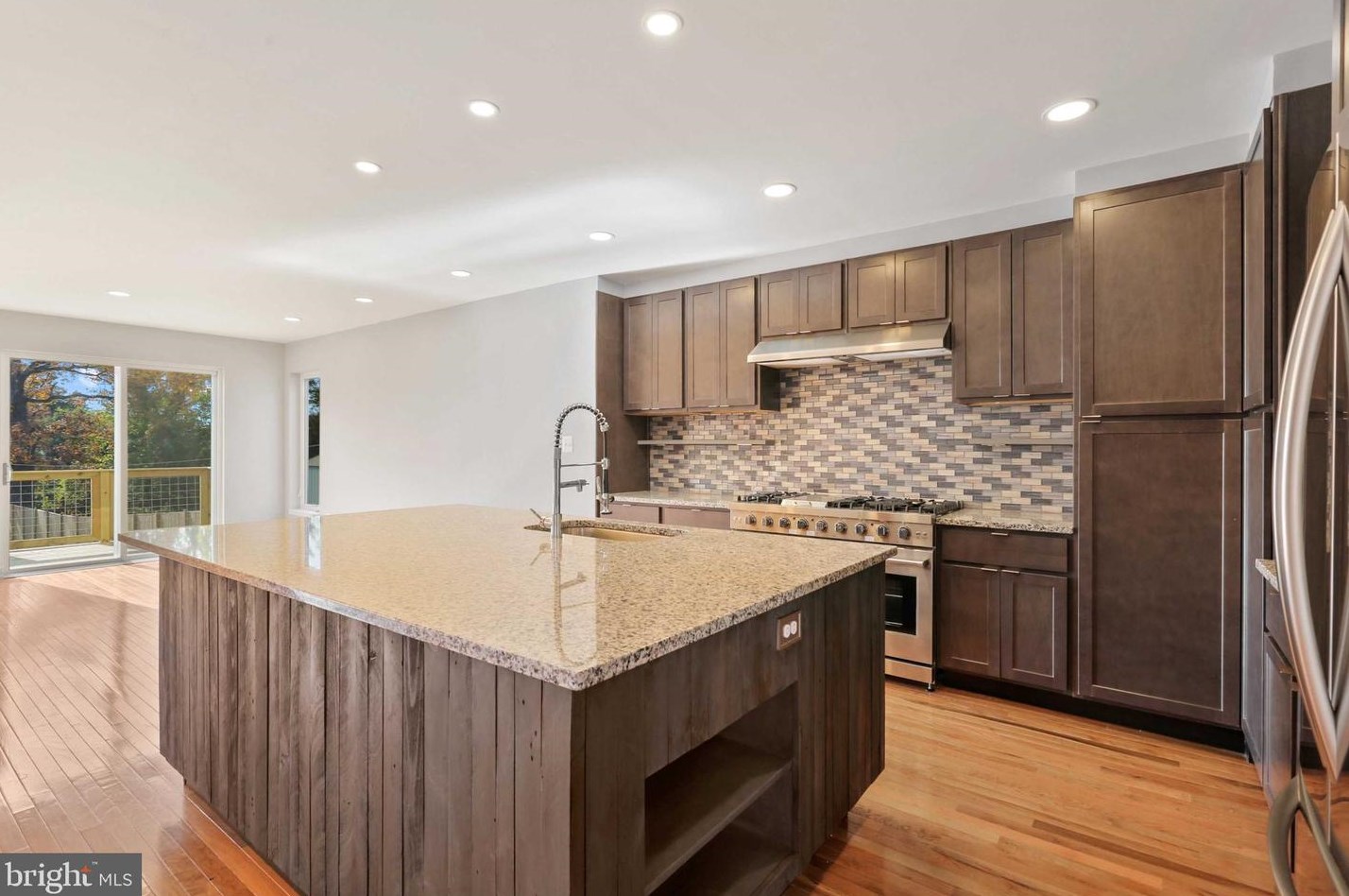 4515 Mainfield Ave, Baltimore MD  21214-2844 exterior