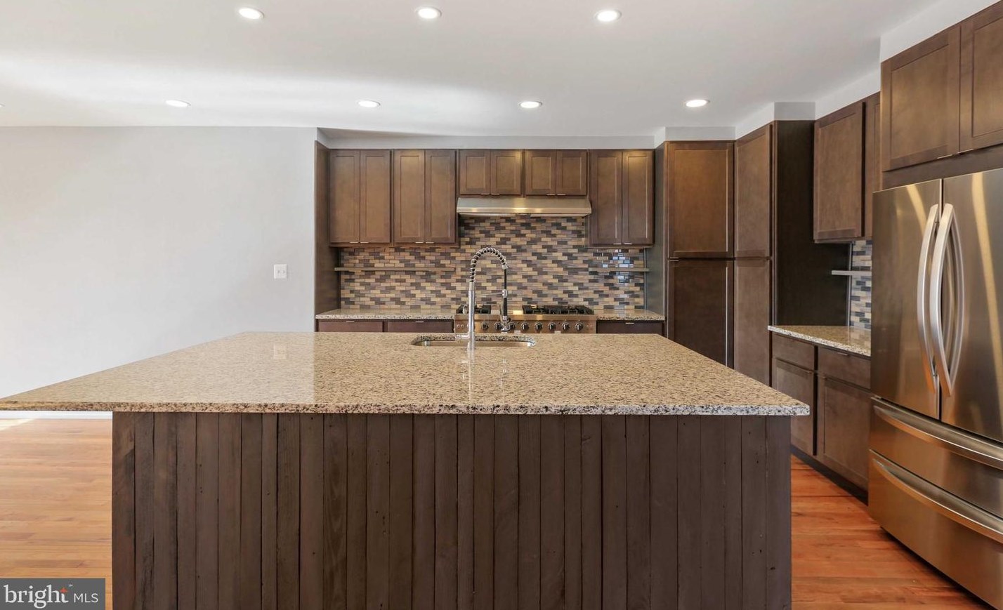 4515 Mainfield Ave, Baltimore MD  21214-2844 exterior