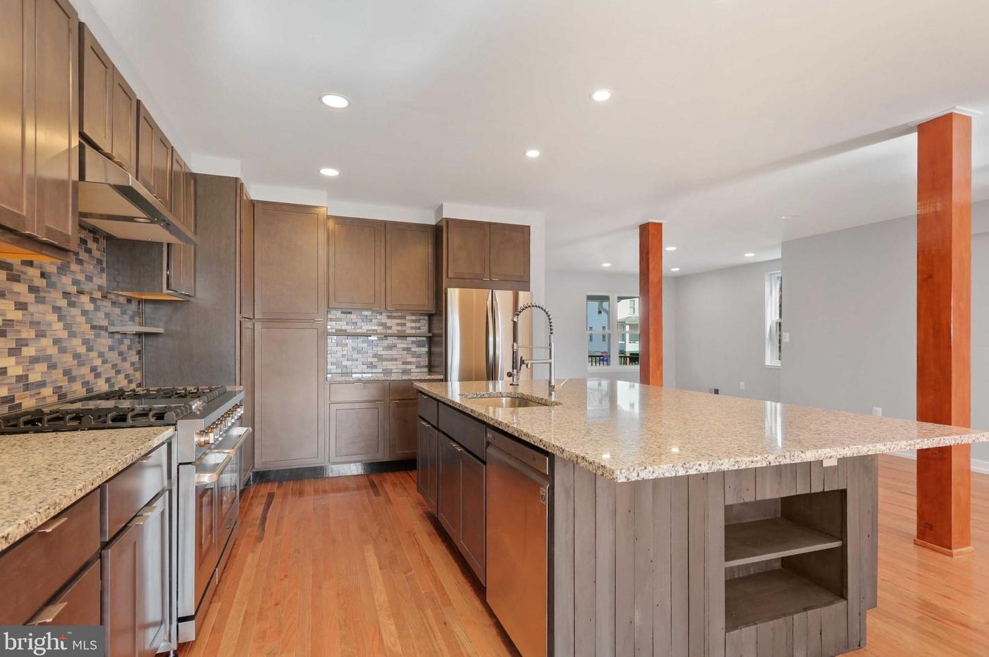 4515 Mainfield Ave, Baltimore MD  21214-2844 exterior