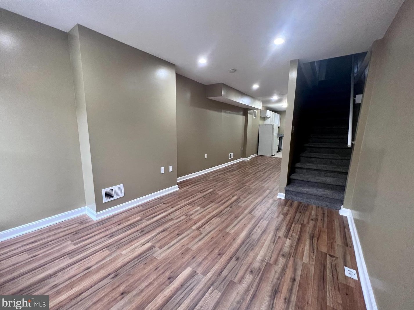 1127 Sargeant St, Baltimore, MD 21223