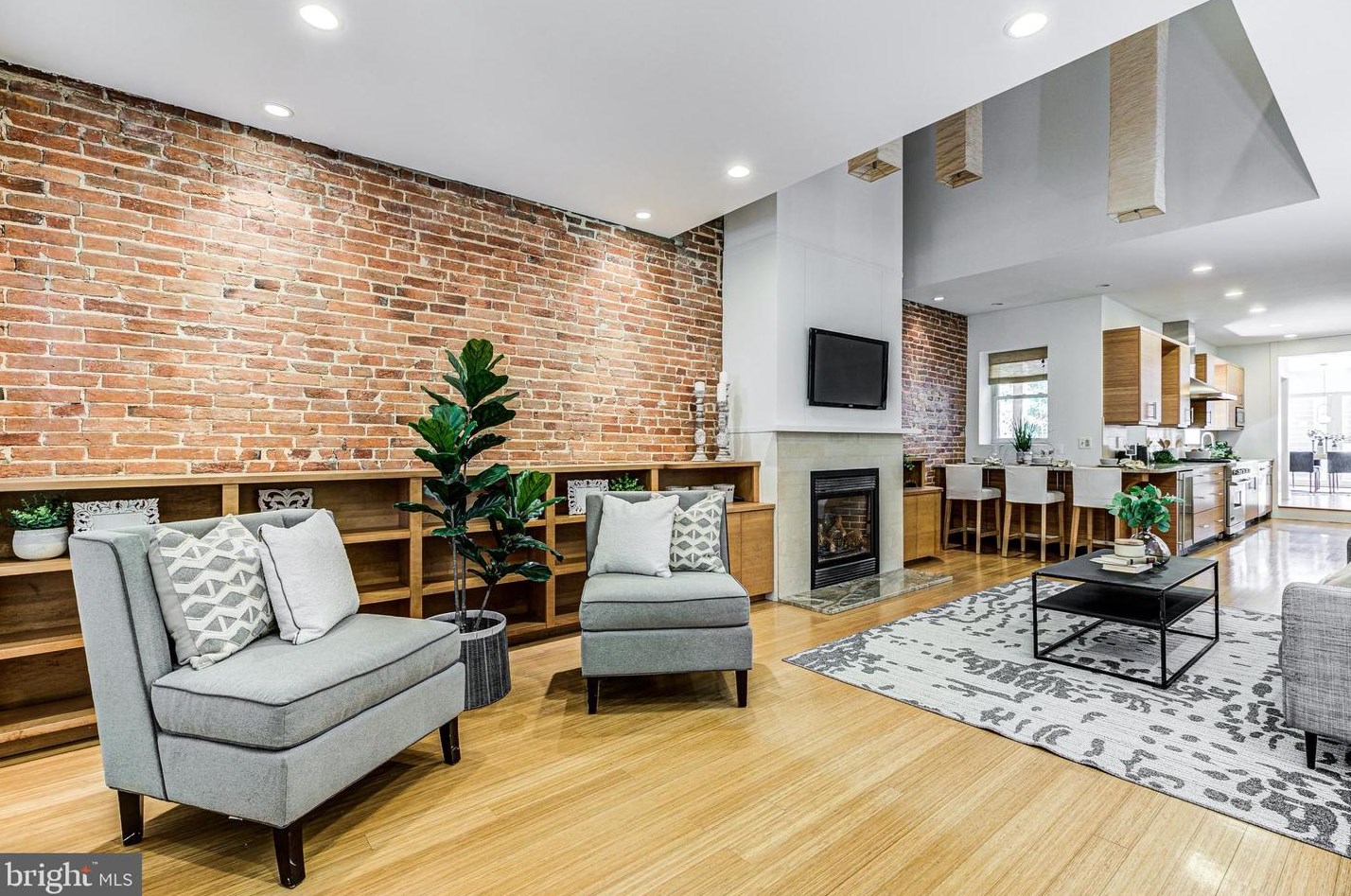 1202 Riverside Ave, Baltimore, MD 21221-6317