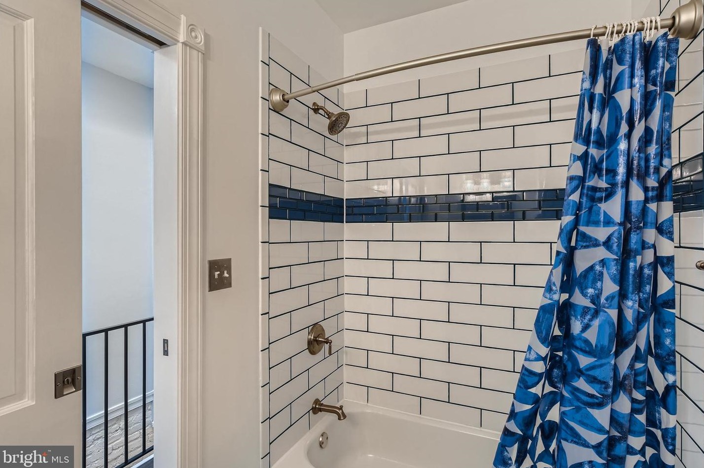 127 Glover St, Baltimore MD  21224-1142 exterior
