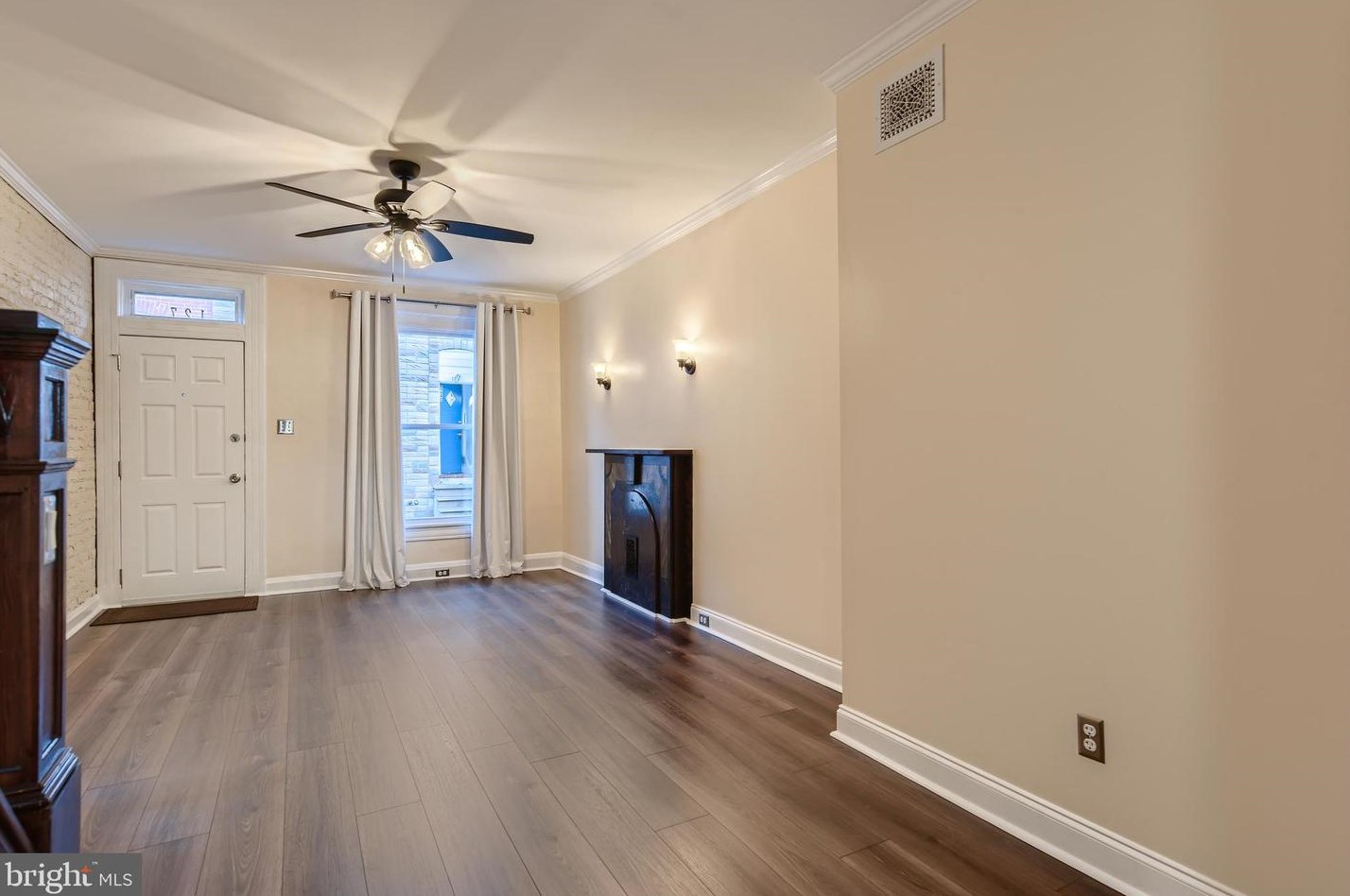 127 Glover St, Baltimore MD  21224-1142 exterior