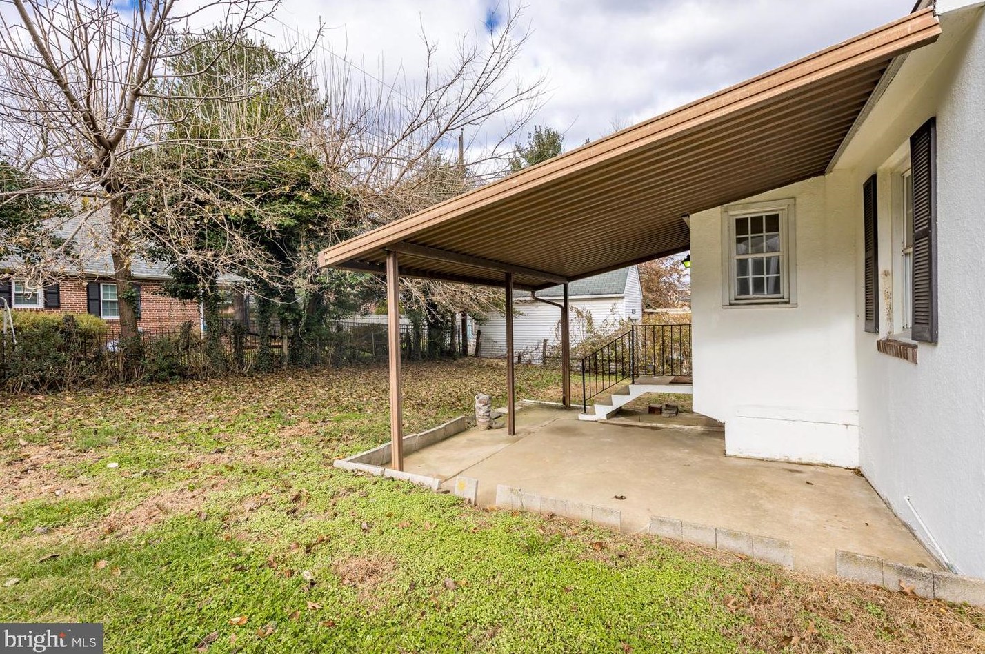 4420 Buena Vista Ave, Baltimore MD 21211-1206 exterior