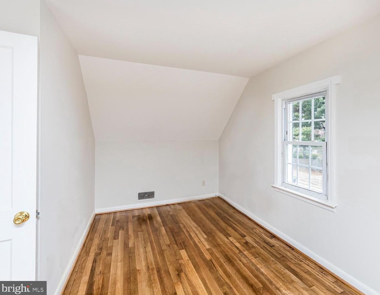 4420 Buena Vista Ave, Baltimore MD 21211-1206 exterior