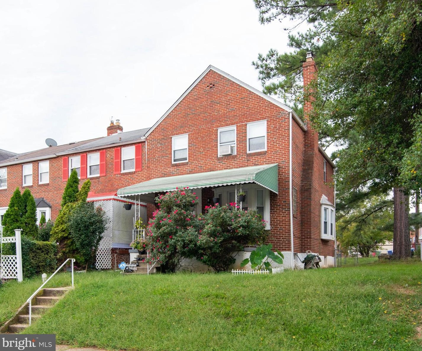 5738 Edgepark Rd, Baltimore, MD 21239-3242