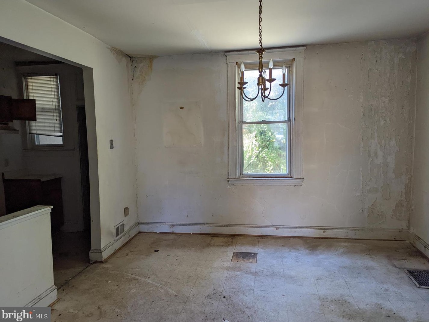 3026 Frisby St, Baltimore MD  21218-4234 exterior