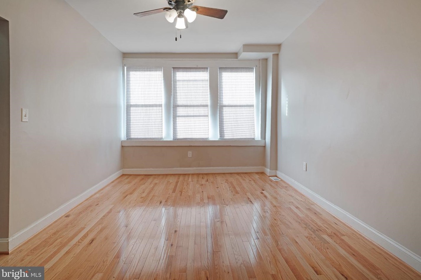 2632 Quantico Ave, Baltimore, MD 21215-7011