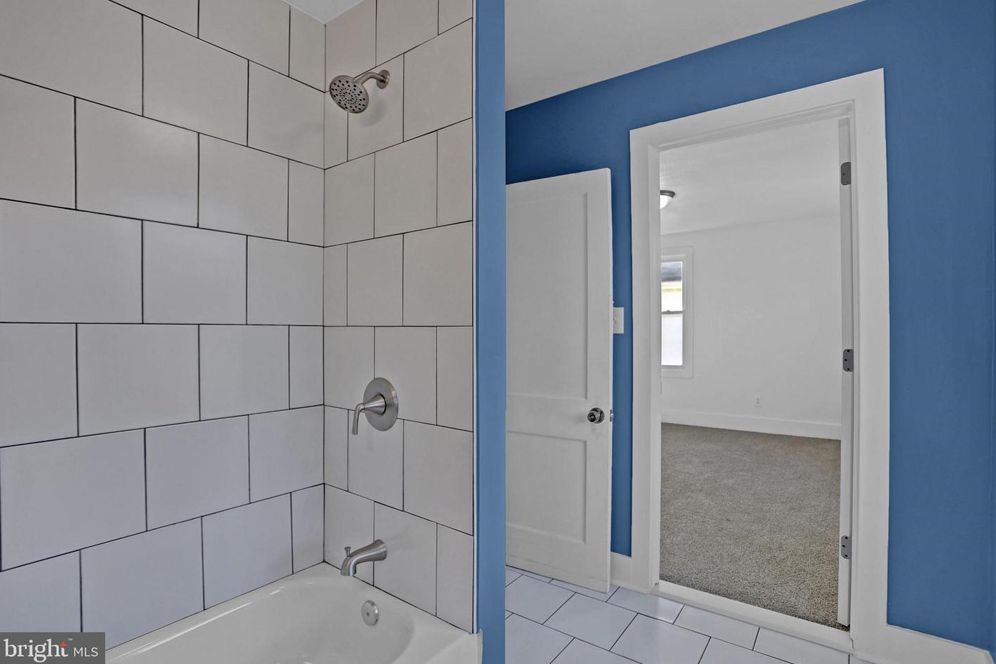 5303 Midwood Ave, Baltimore MD  21212-4304 exterior