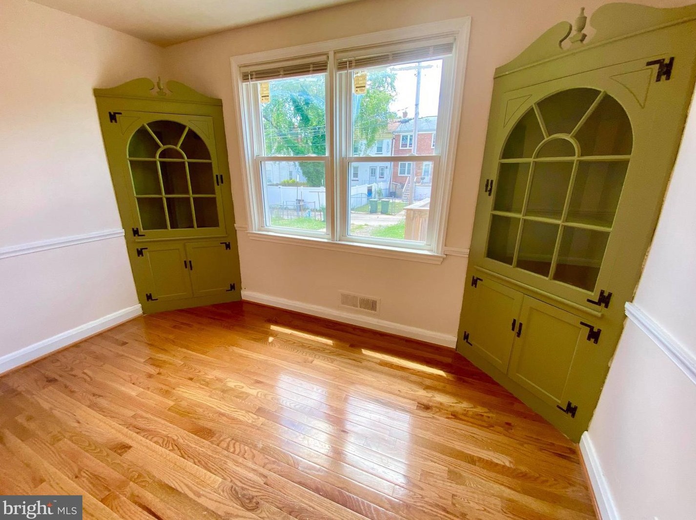 5504 Sagra Rd, Baltimore MD  21239-3310 exterior