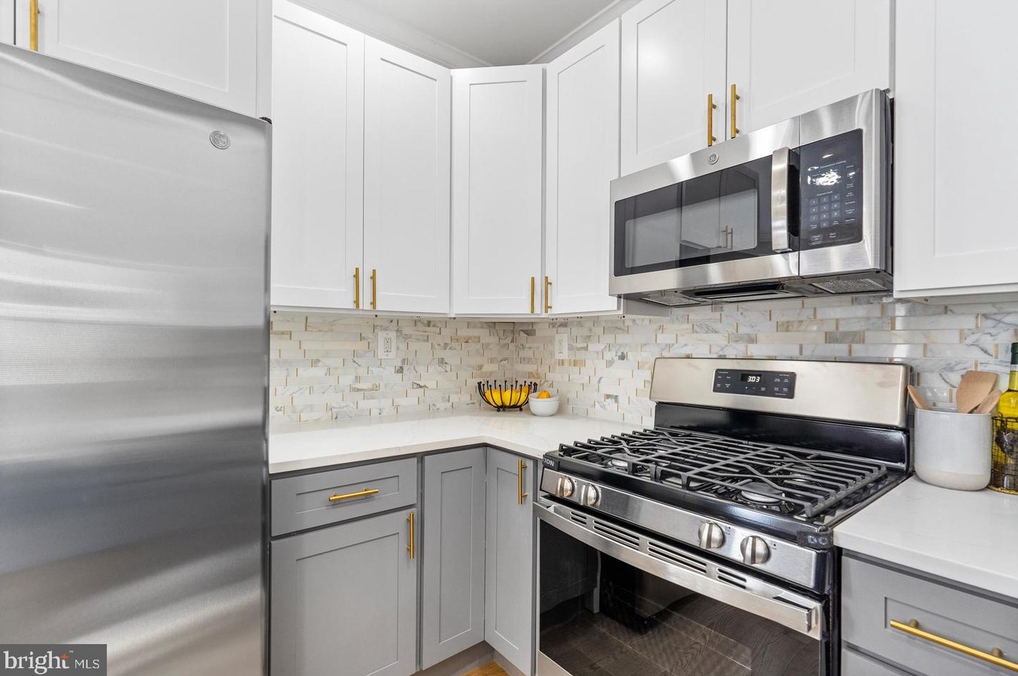 4023 Ridgecroft Rd, Baltimore MD  21206-5031 exterior