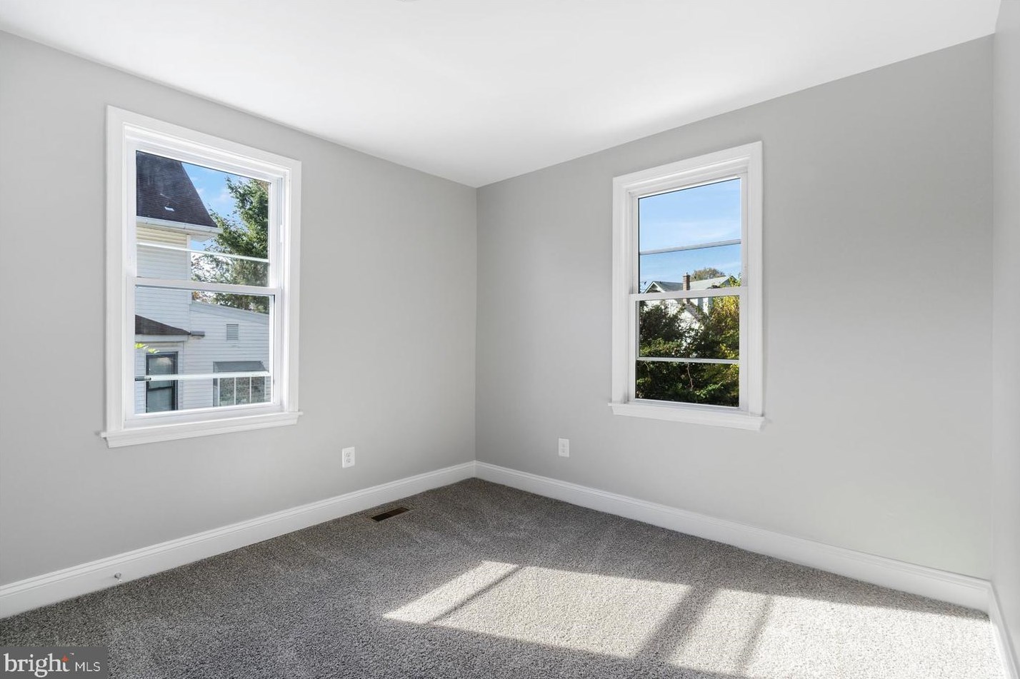 4023 Ridgecroft Rd, Baltimore MD  21206-5031 exterior
