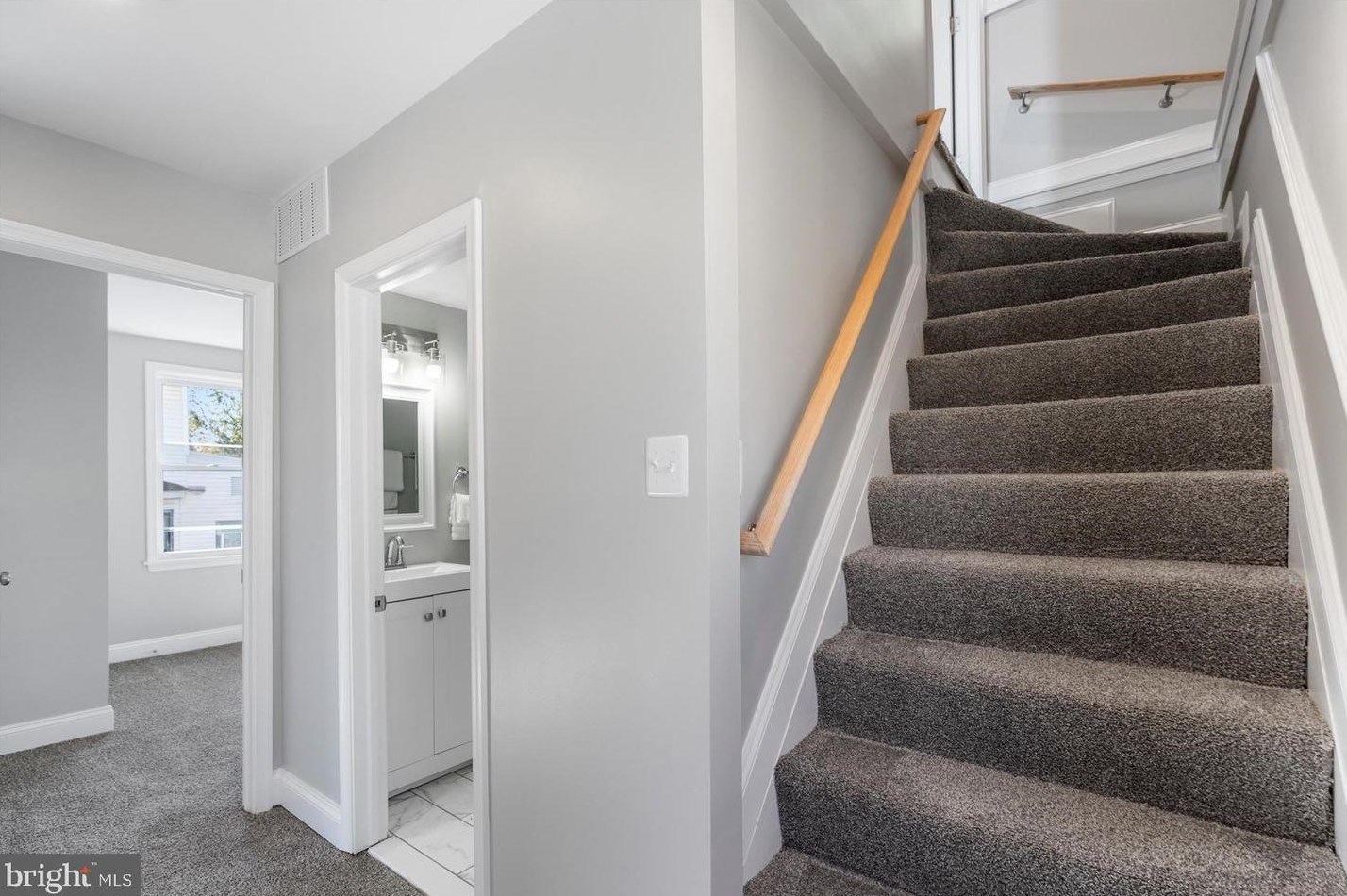 4023 Ridgecroft Rd, Baltimore MD  21206-5031 exterior