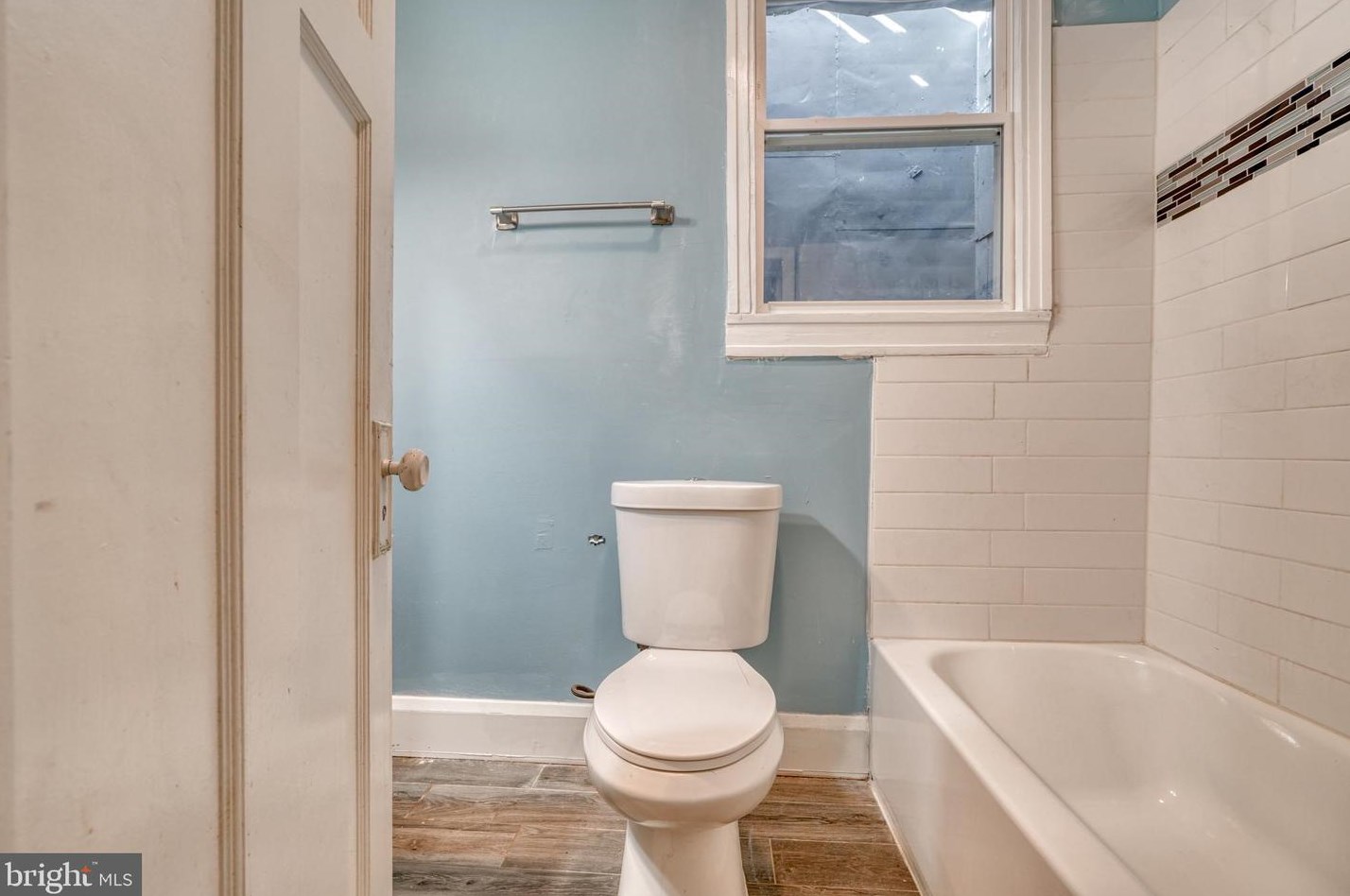 3332 Dudley Ave, Baltimore MD  21213-1806 exterior