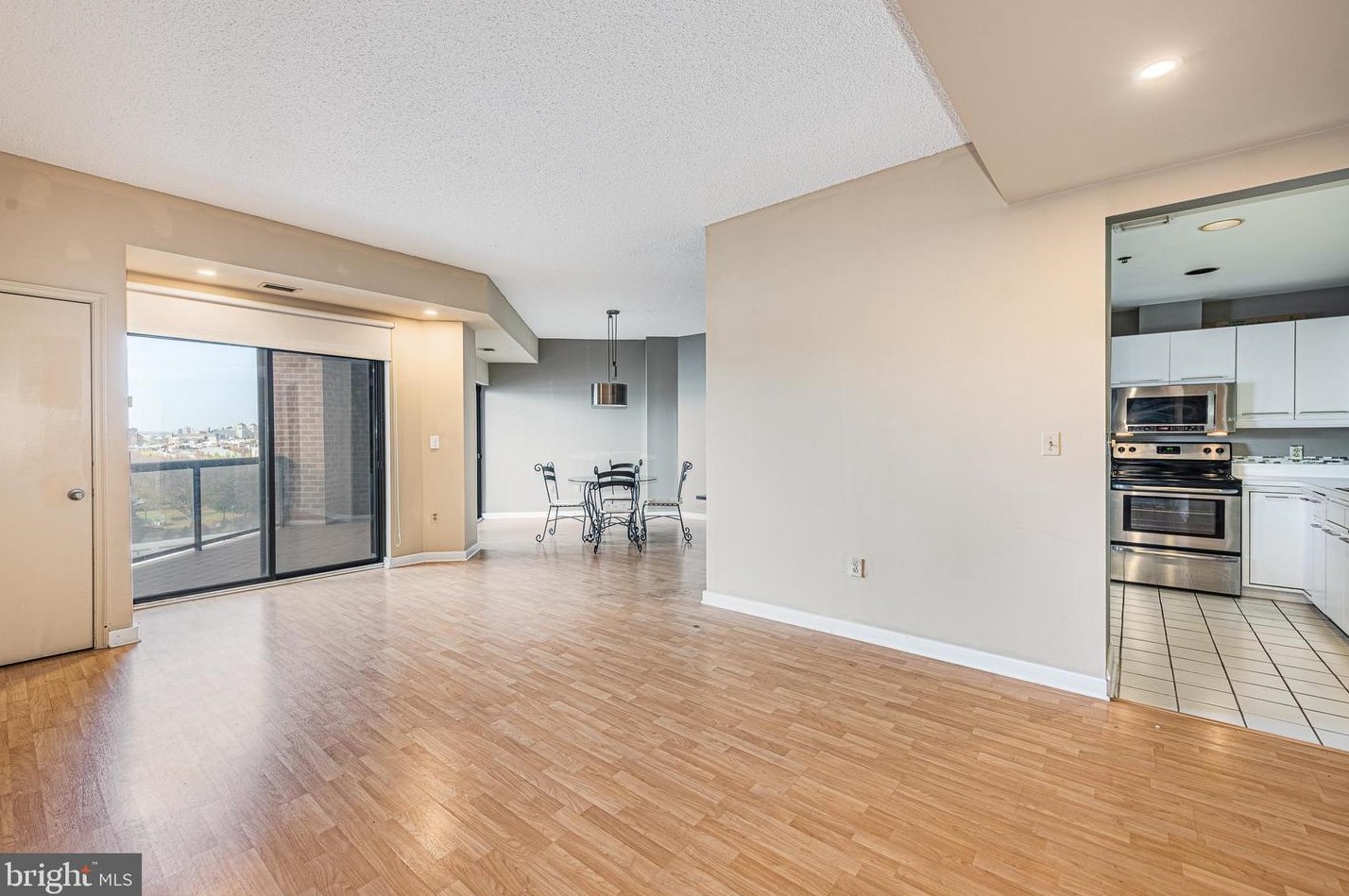 2515 Boston St #604, Baltimore, MD 21224