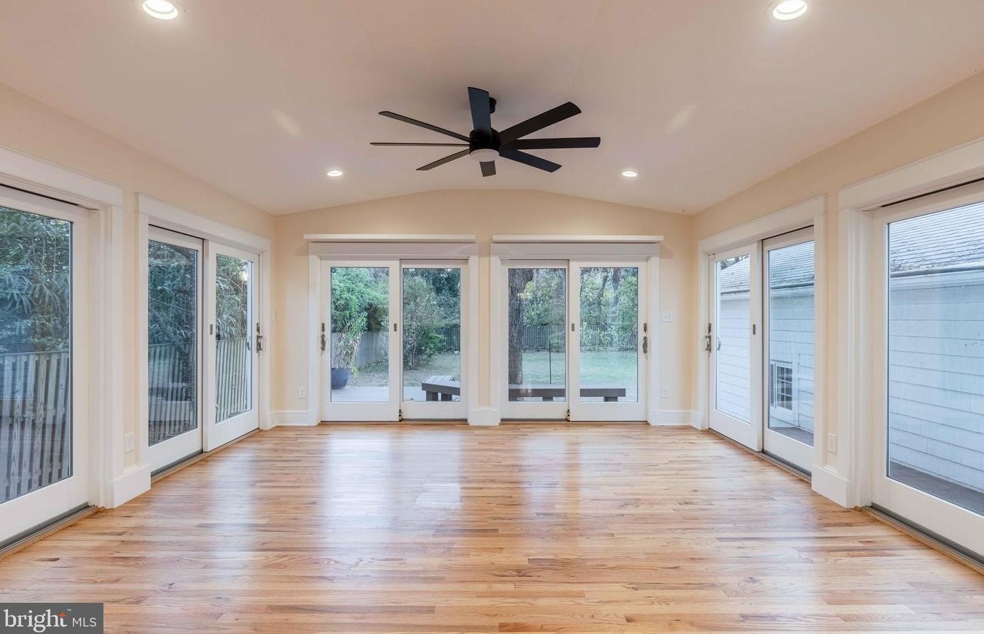 207 Gittings Ave, Baltimore, MD 21212-2504