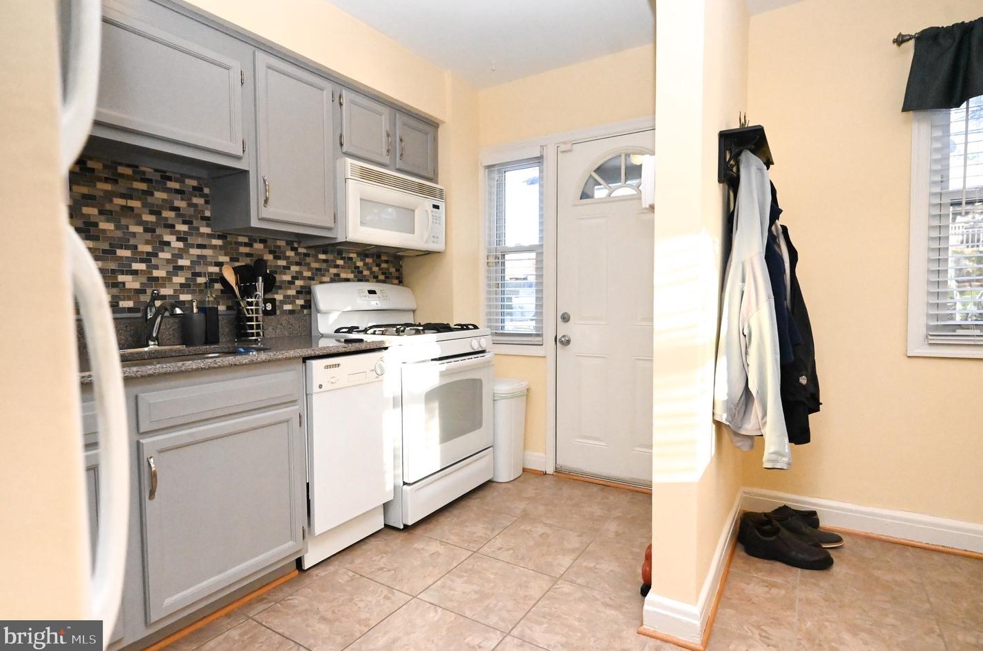 3025 Georgetown Rd, Baltimore MD  21230-1103 exterior