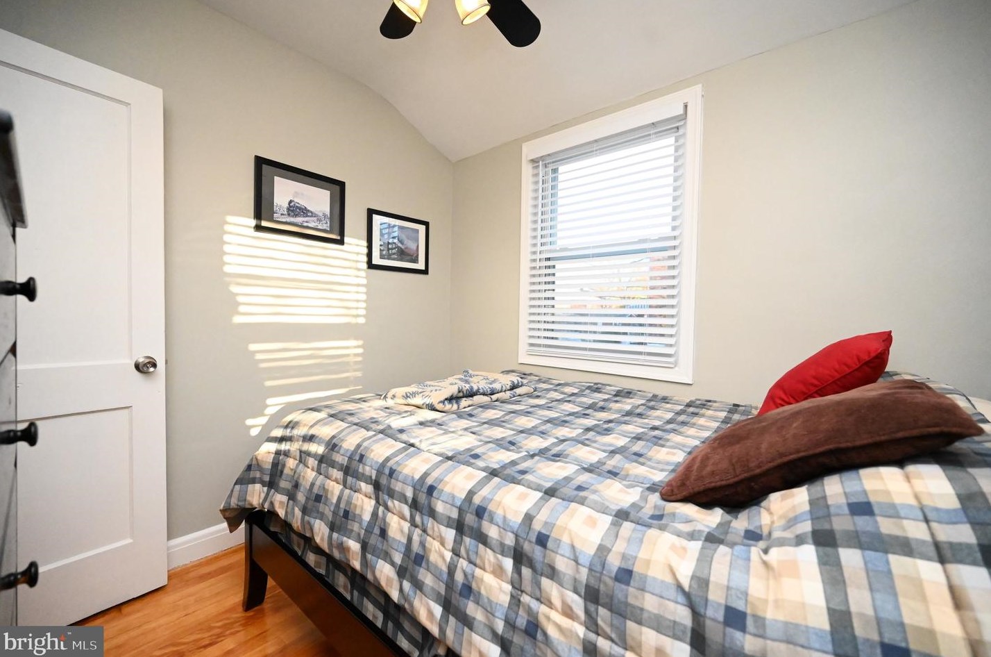 3025 Georgetown Rd, Baltimore MD  21230-1103 exterior