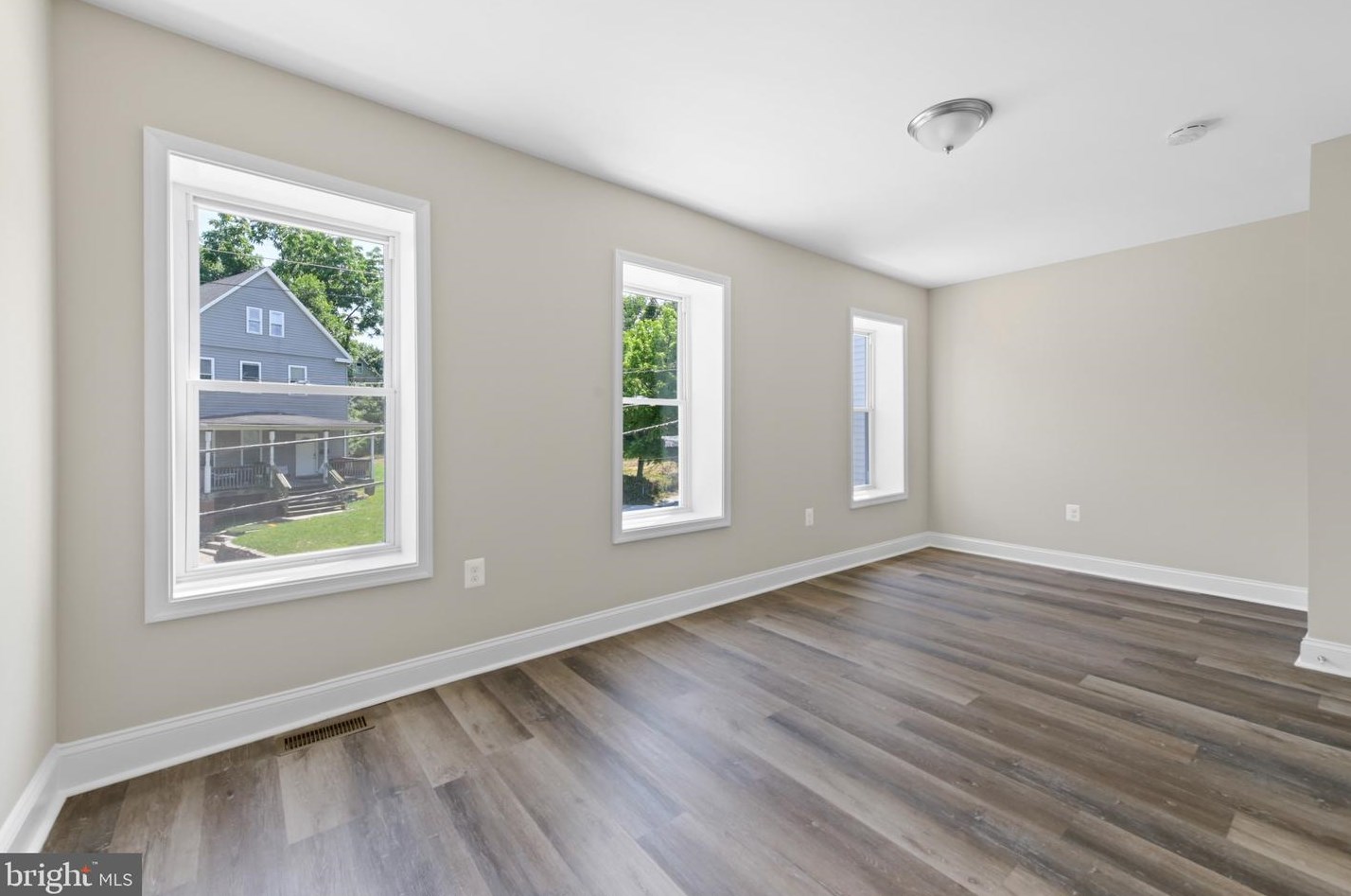 716 43rd St, Baltimore, MD 21212-4806