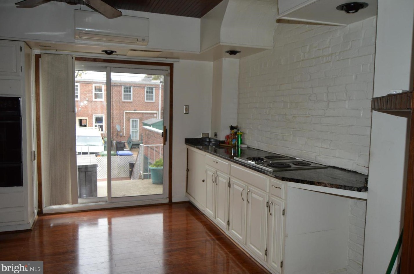 325 Drew St, Baltimore MD  21224-2715 exterior