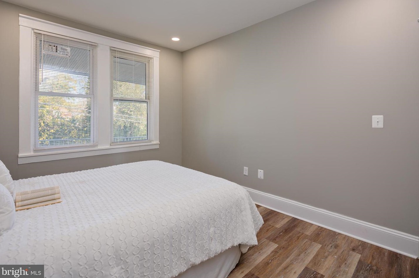 566 Radnor Ave, Baltimore MD  21212-4503 exterior