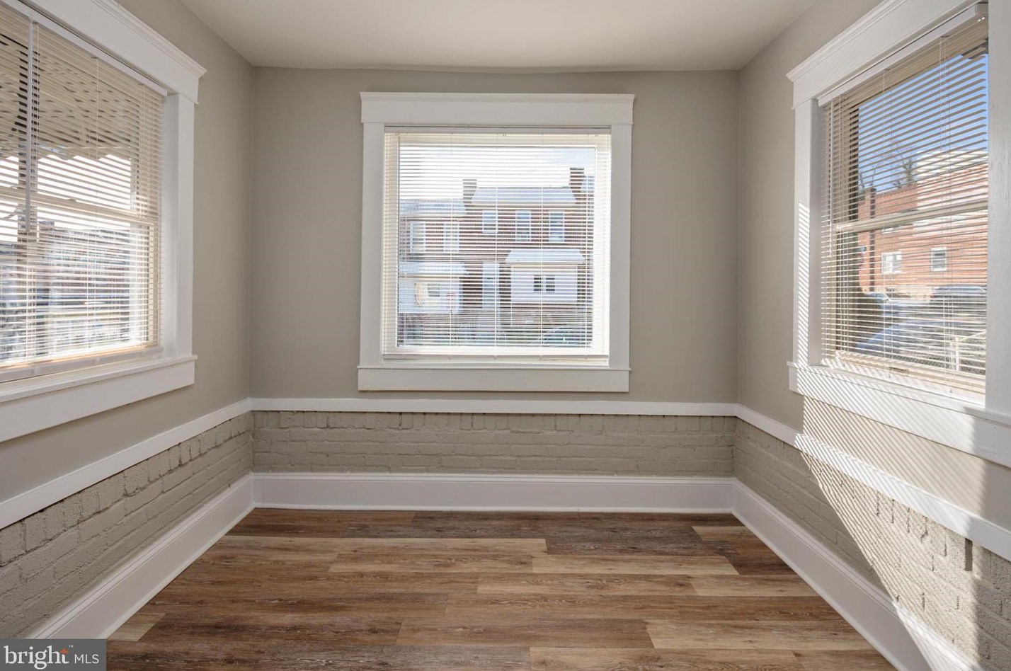 566 Radnor Ave, Baltimore MD  21212-4503 exterior
