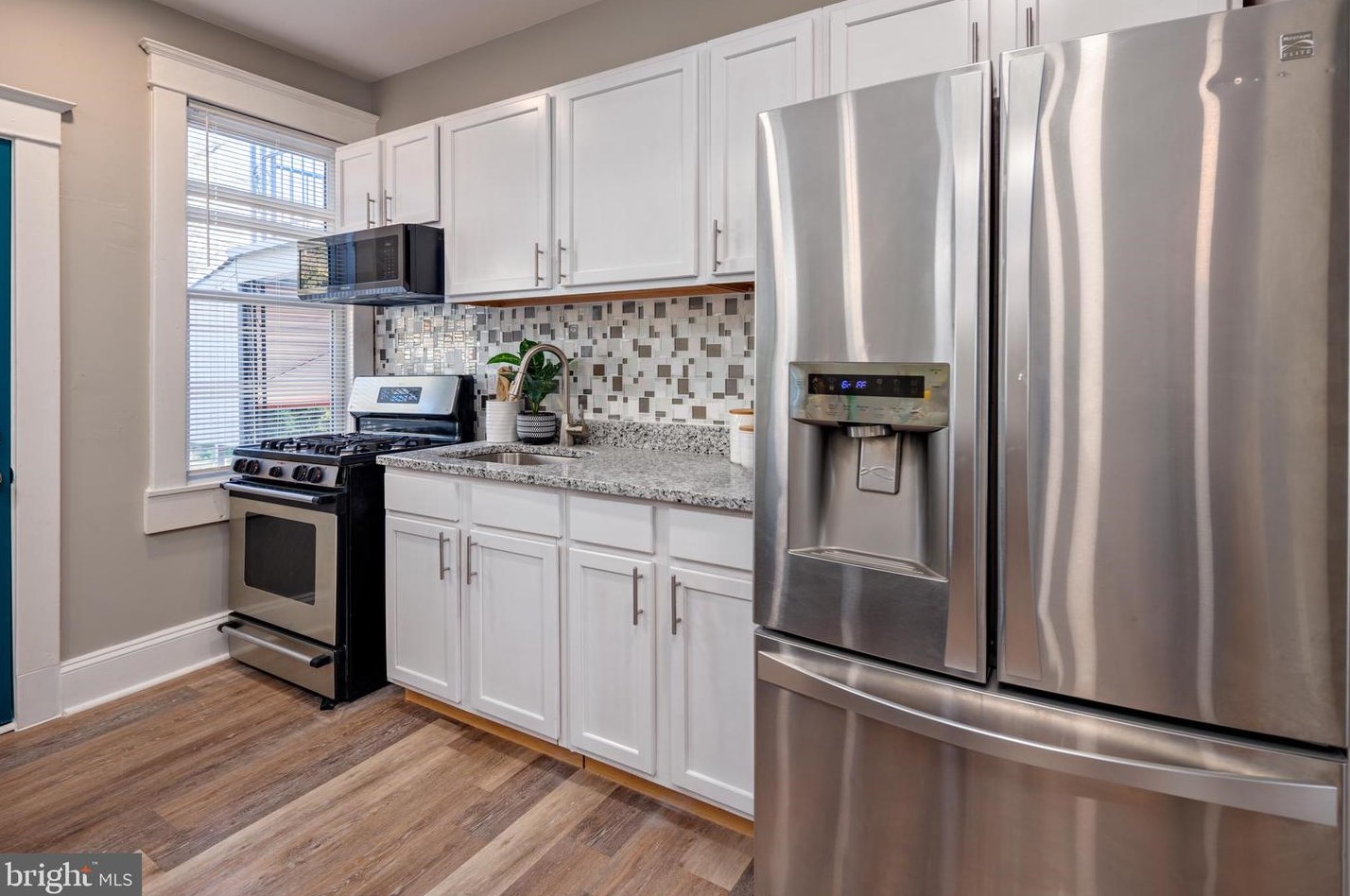 566 Radnor Ave, Baltimore MD  21212-4503 exterior