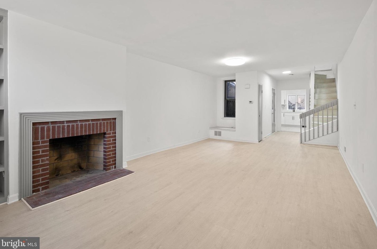 1135 Battery Ave, Baltimore MD  21230-4111 exterior