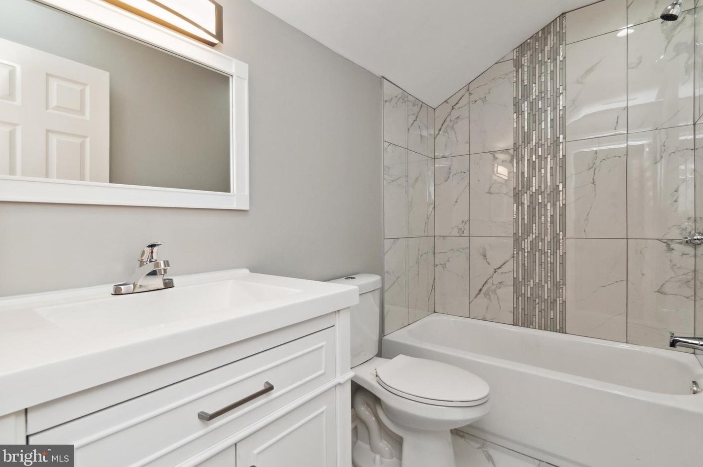 3411 Pinkney Rd, Baltimore MD 21215-3419 exterior