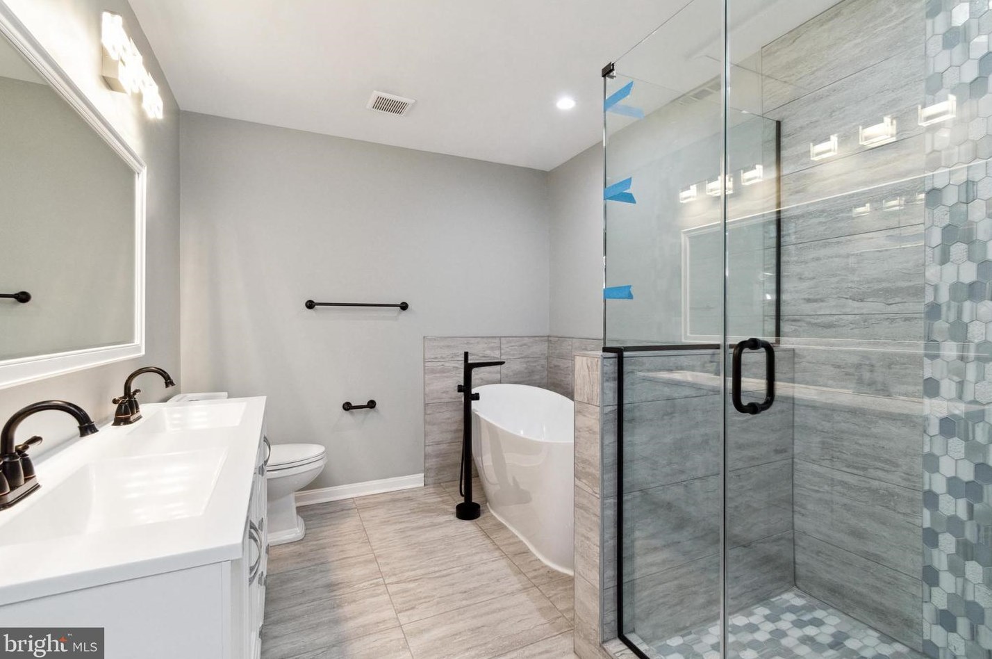 3411 Pinkney Rd, Baltimore MD 21215-3419 exterior