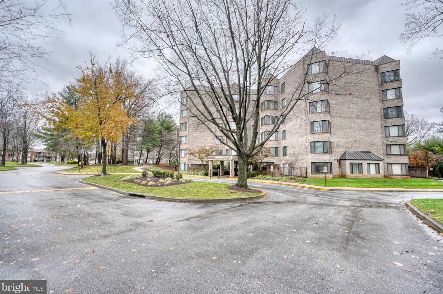 3041 Fallstaff Rd, Baltimore MD  21209-2959 exterior