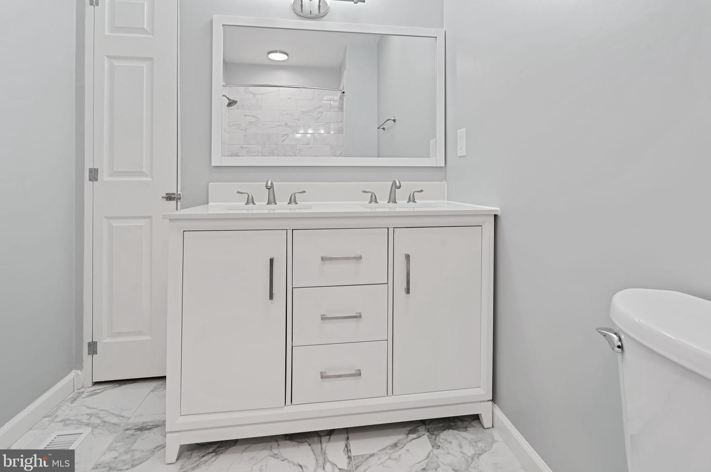 9 Hilton St, Baltimore MD  21229-3723 exterior