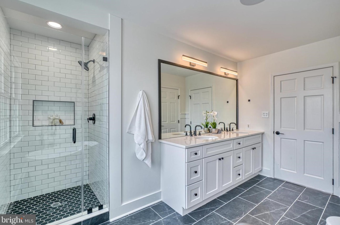 811 Sharp St, Baltimore MD  21230-3613 exterior